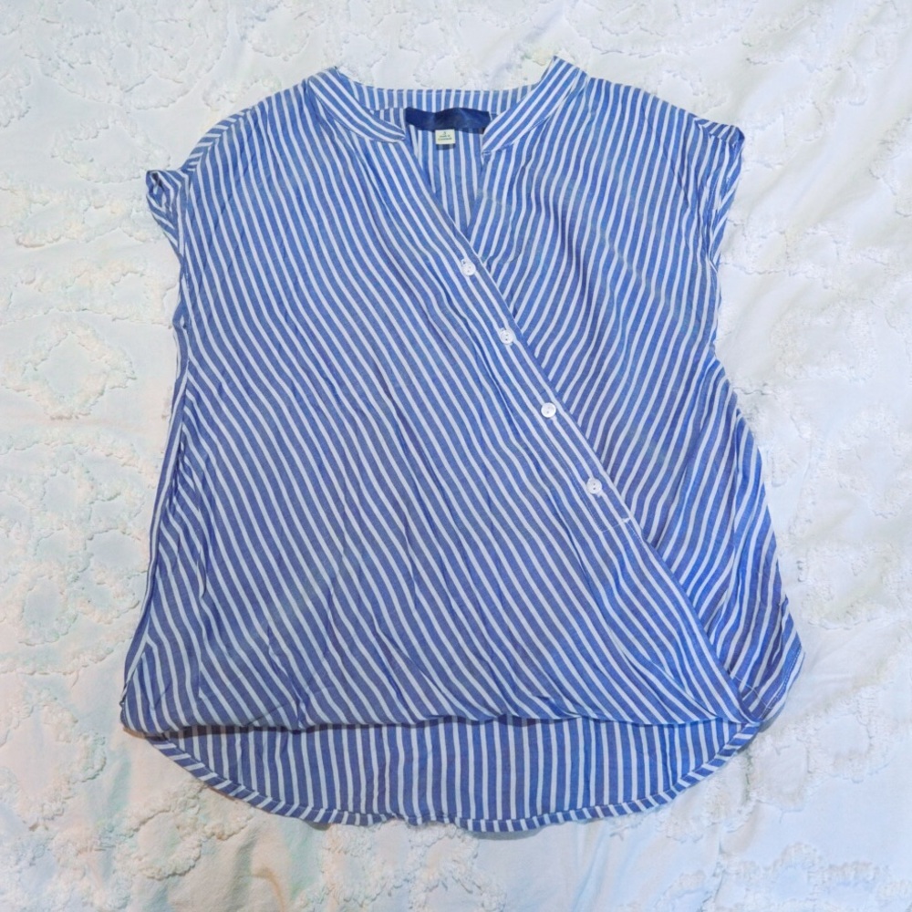 Super cute boutique top